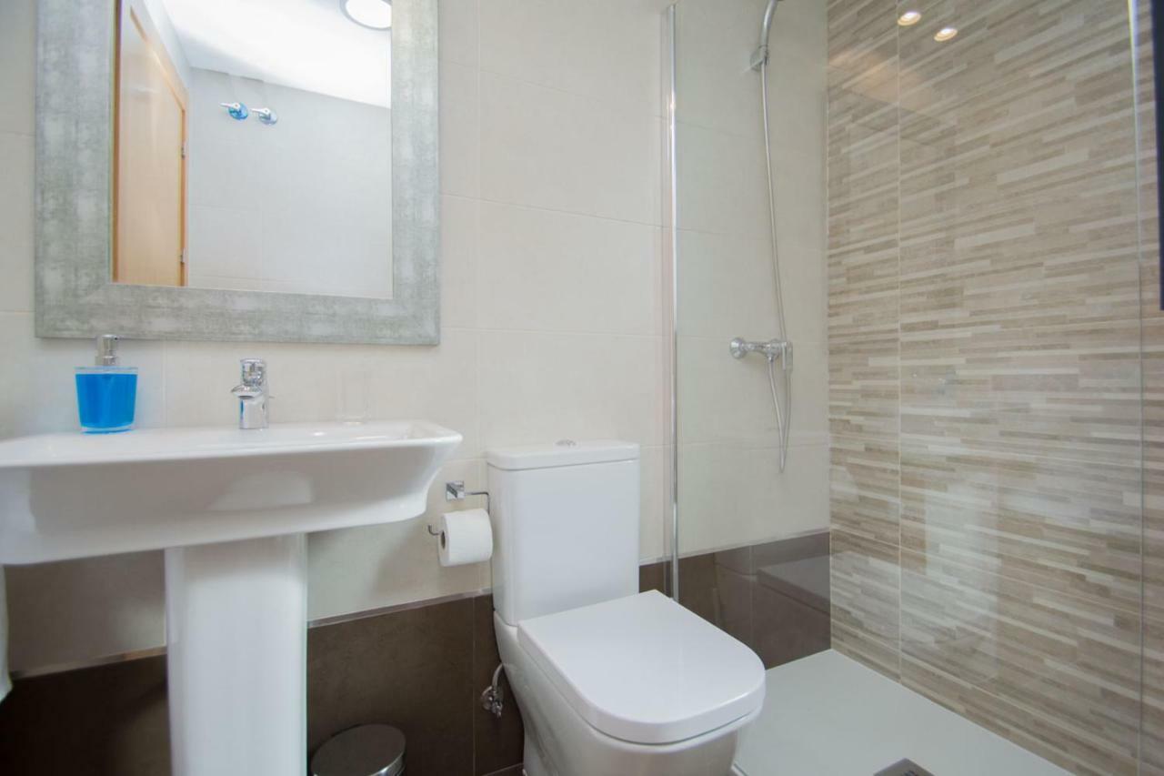 Enjoygranada Arabial 5A - Pool & Free Parking Apartman Kültér fotó